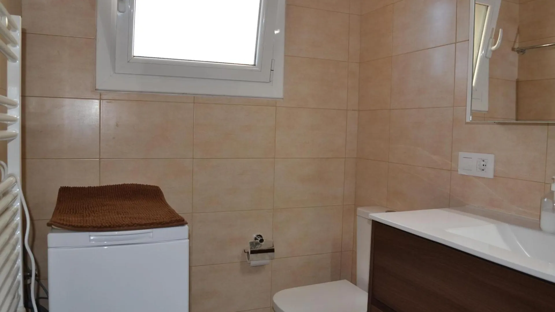 Willa Casa Con Jardin, Piscina Y Terraza A 3 Km De La Playa De L'Estartit - Es-323-1 0*,  Hiszpania