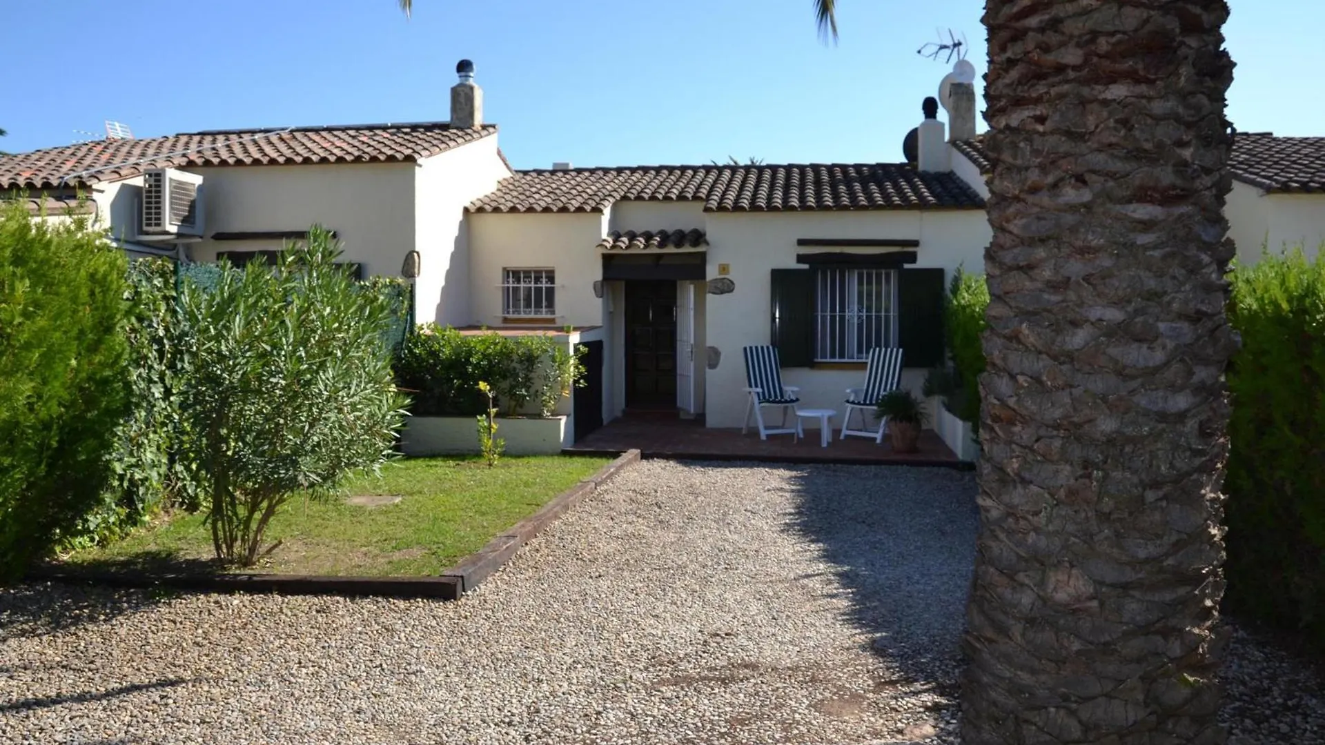 Willa Casa Con Jardin, Piscina Y Terraza A 3 Km De La Playa De L'Estartit - Es-323-1